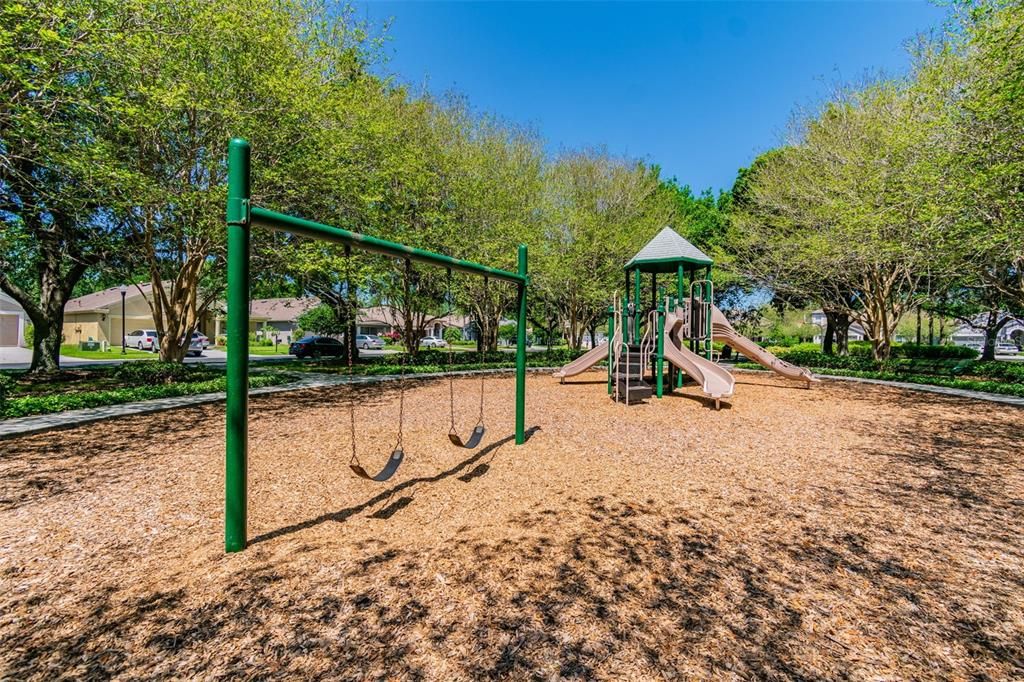 Active With Contract: $749,800 (4 beds, 3 baths, 2866 Square Feet)