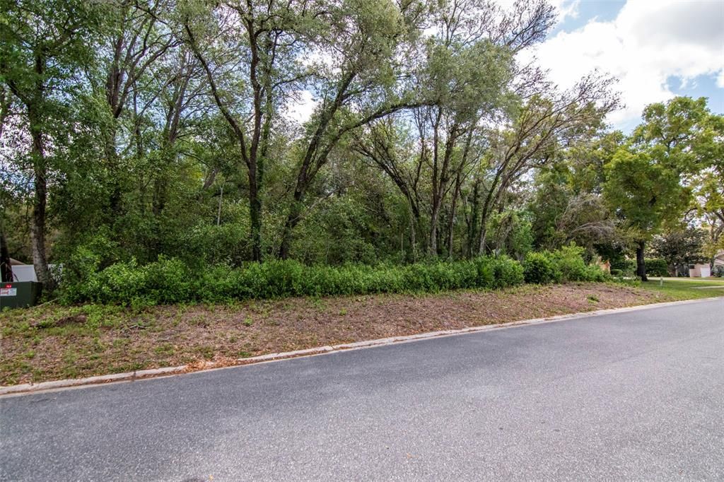 For Sale: $77,400 (0.64 acres)
