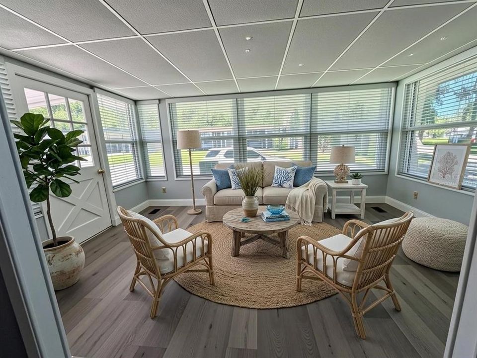 Active With Contract: $120,000 (2 beds, 2 baths, 1312 Square Feet)