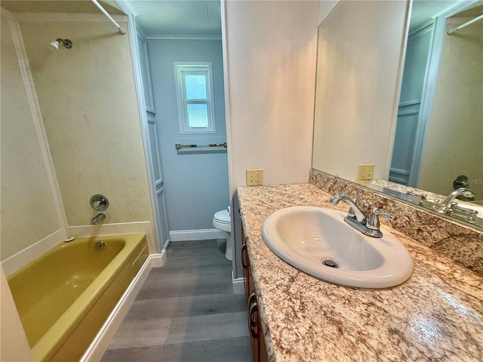 Active With Contract: $120,000 (2 beds, 2 baths, 1312 Square Feet)