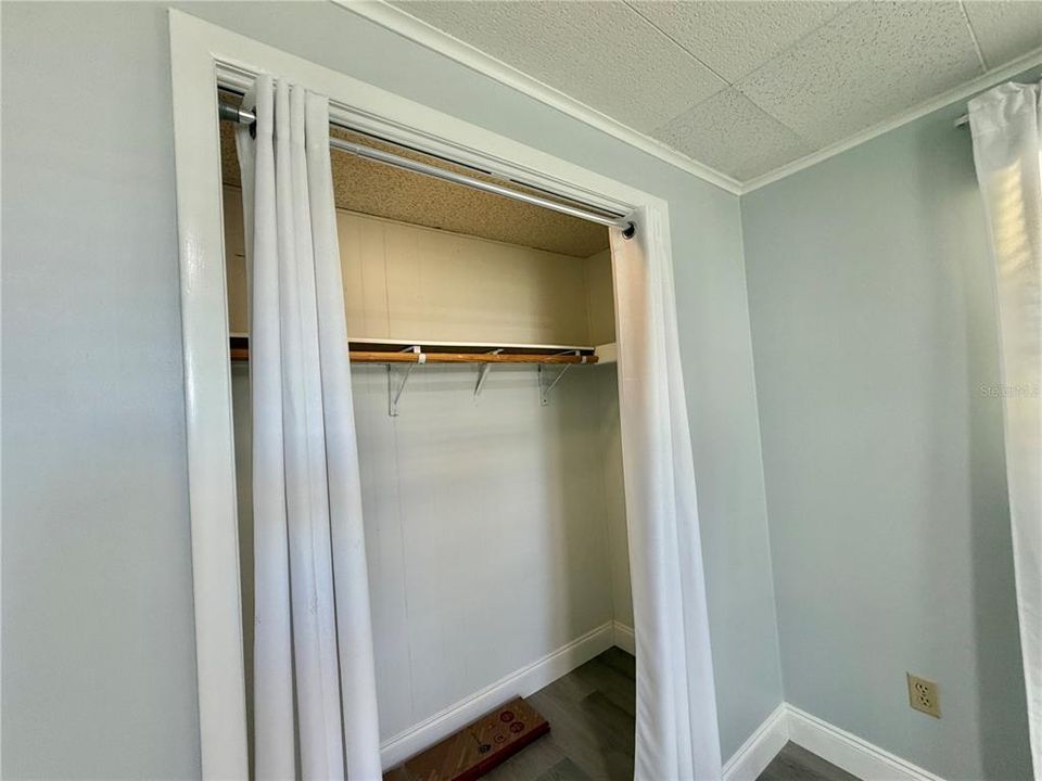 Active With Contract: $120,000 (2 beds, 2 baths, 1312 Square Feet)