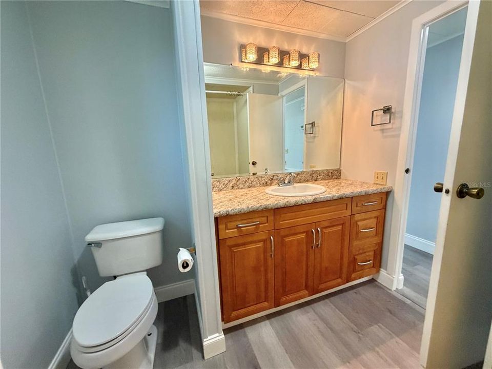 Active With Contract: $120,000 (2 beds, 2 baths, 1312 Square Feet)