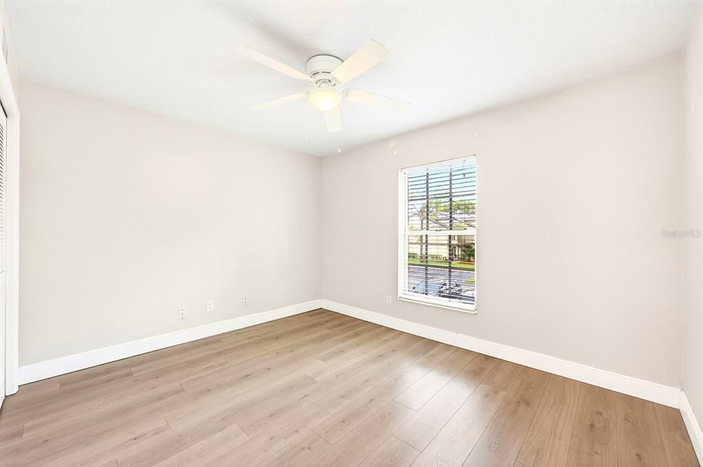 На продажу: $269,900 (3 спален, 2 ванн, 1425 Квадратных фут)