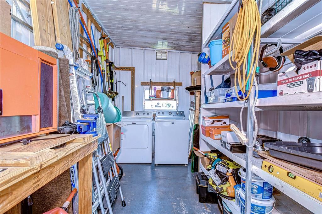 На продажу: $89,900 (2 спален, 1 ванн, 636 Квадратных фут)