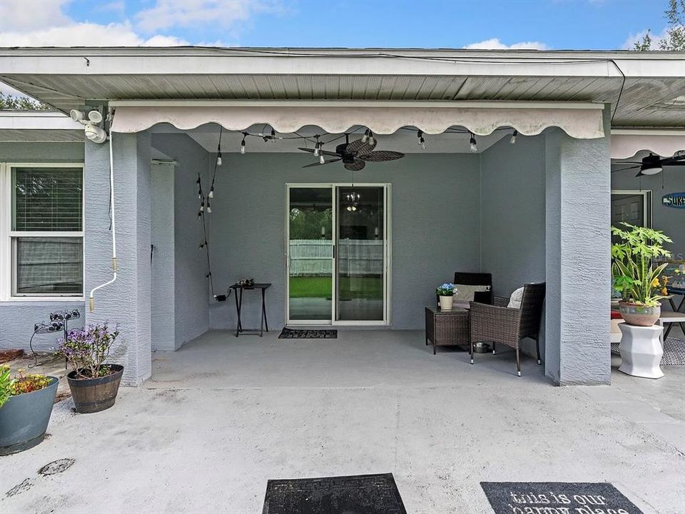 For Rent: $1,800 (3 beds, 2 baths, 1212 Square Feet)