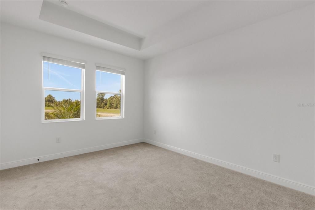 Activo con contrato: $699,999 (3 camas, 3 baños, 2190 Pies cuadrados)