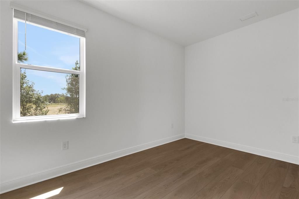 Activo con contrato: $699,999 (3 camas, 3 baños, 2190 Pies cuadrados)