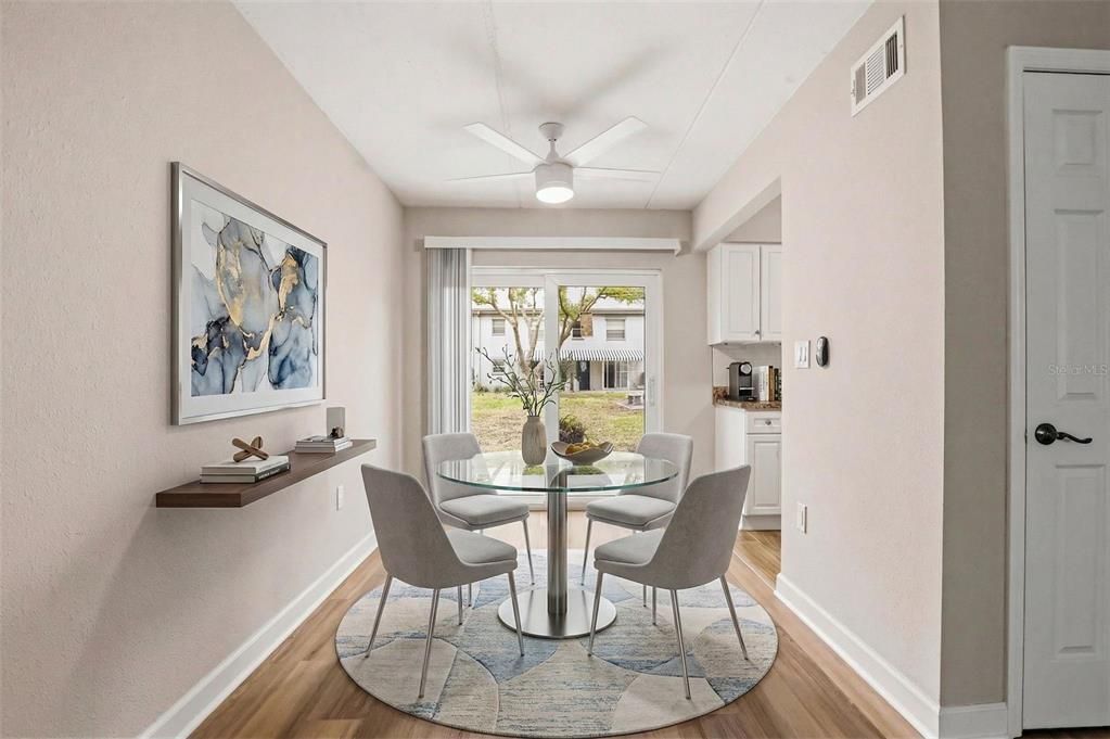 Active With Contract: $119,000 (1 beds, 1 baths, 722 Square Feet)