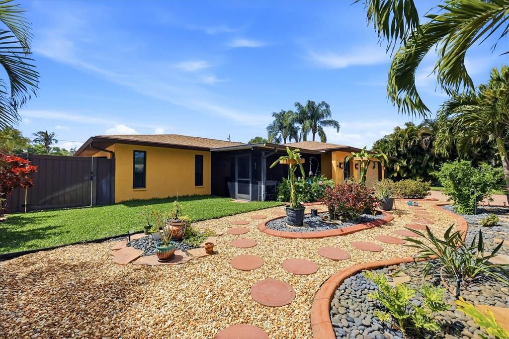 Activo con contrato: $1,150,000 (3 camas, 3 baños, 1980 Pies cuadrados)
