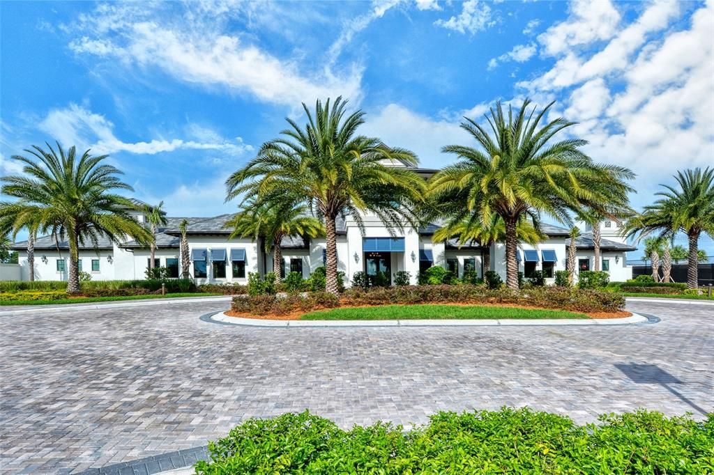 出租: $4,000 (3 贝兹, 2 浴室, 2110 平方英尺)