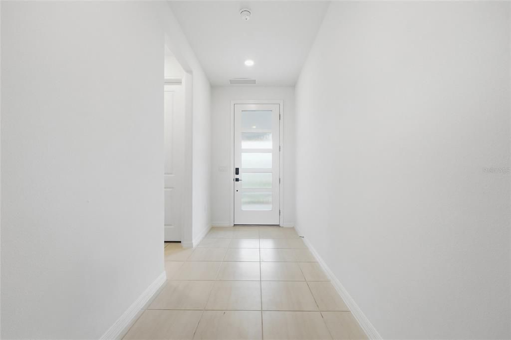 En Venta: $675,000 (5 camas, 3 baños, 2635 Pies cuadrados)
