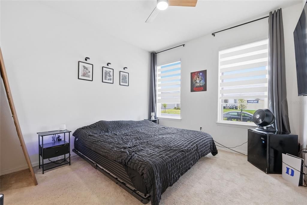 En Venta: $675,000 (5 camas, 3 baños, 2635 Pies cuadrados)
