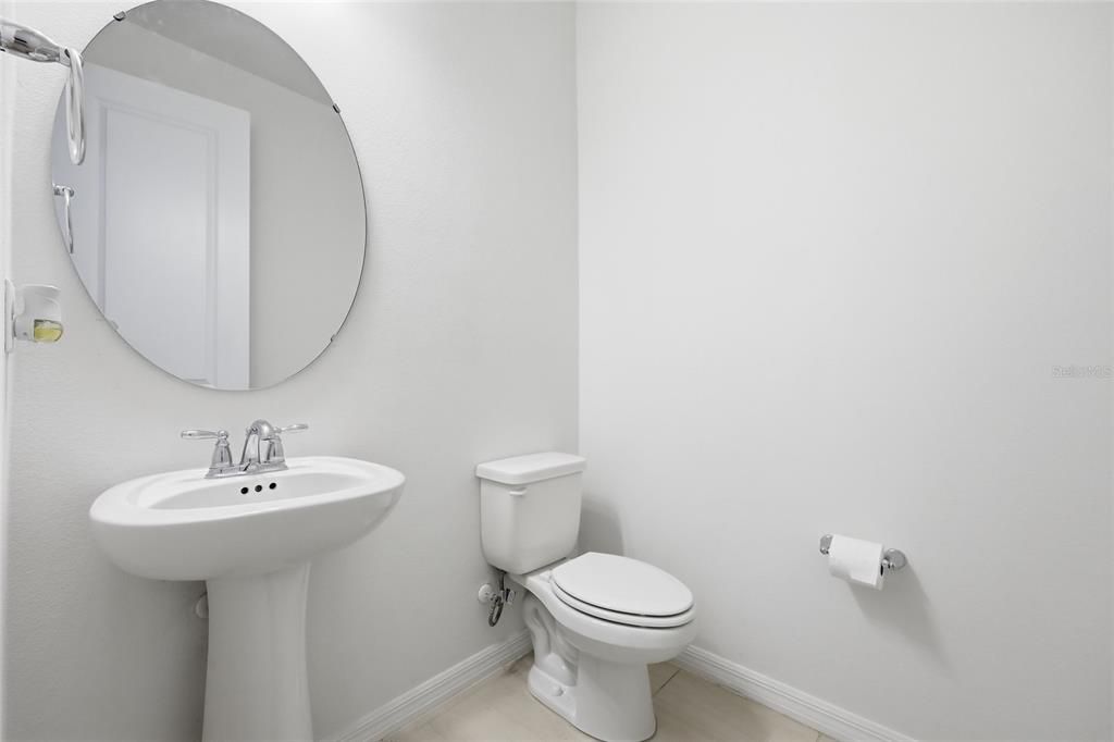 En Venta: $675,000 (5 camas, 3 baños, 2635 Pies cuadrados)