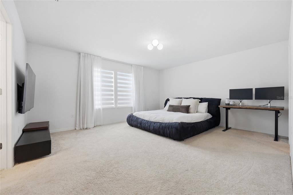 En Venta: $675,000 (5 camas, 3 baños, 2635 Pies cuadrados)
