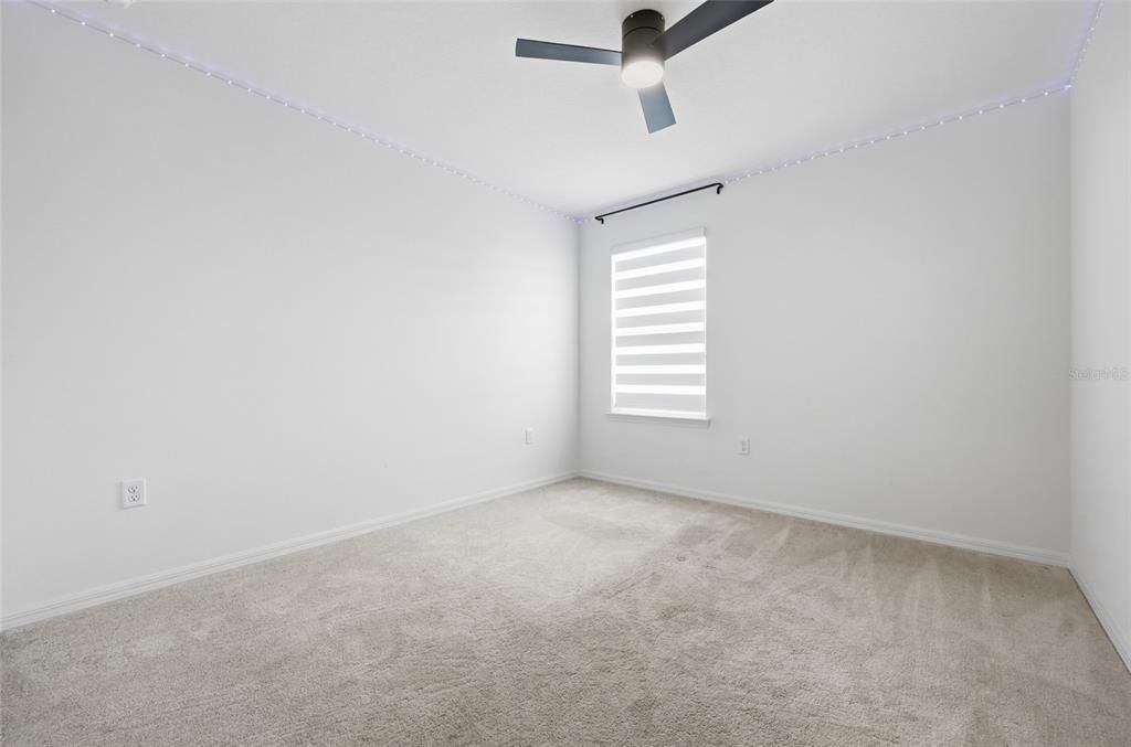En Venta: $675,000 (5 camas, 3 baños, 2635 Pies cuadrados)
