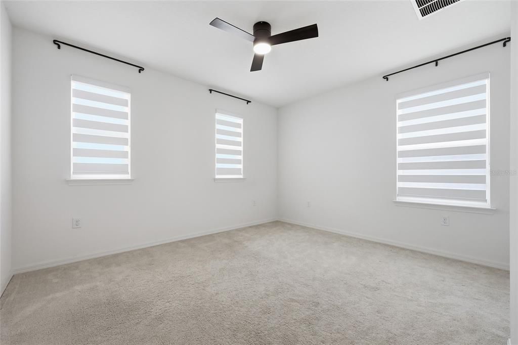 En Venta: $675,000 (5 camas, 3 baños, 2635 Pies cuadrados)