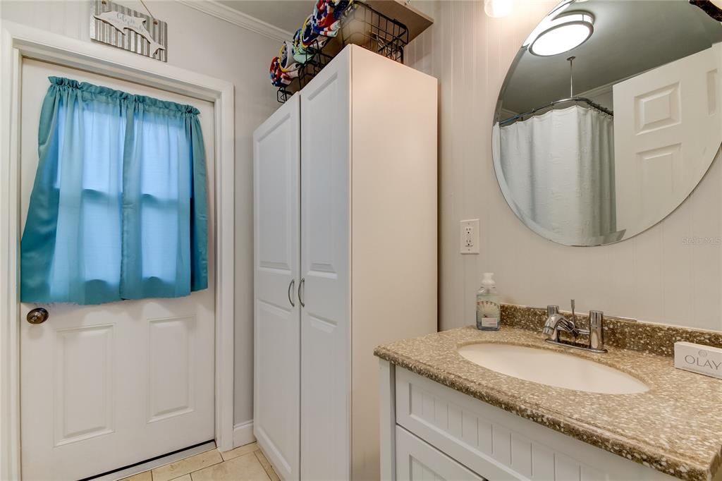 For Rent: $4,400 (2 beds, 2 baths, 1154 Square Feet)