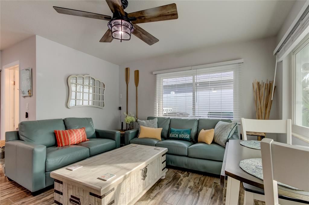 For Rent: $4,400 (2 beds, 2 baths, 1154 Square Feet)