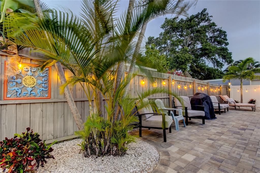 For Rent: $4,400 (2 beds, 2 baths, 1154 Square Feet)