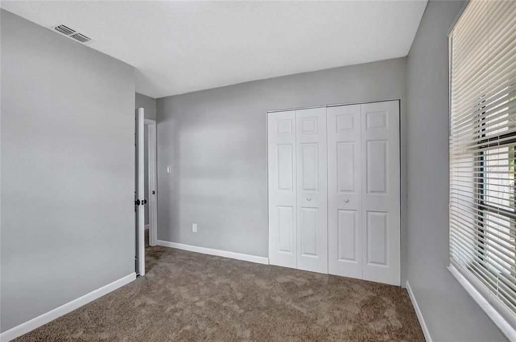 Activo con contrato: $374,900 (4 camas, 2 baños, 1513 Pies cuadrados)
