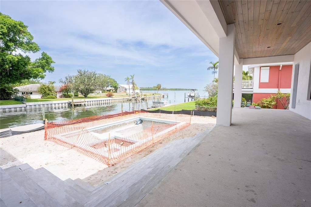 Active With Contract: $4,250,000 (5 beds, 5 baths, 4555 Square Feet)