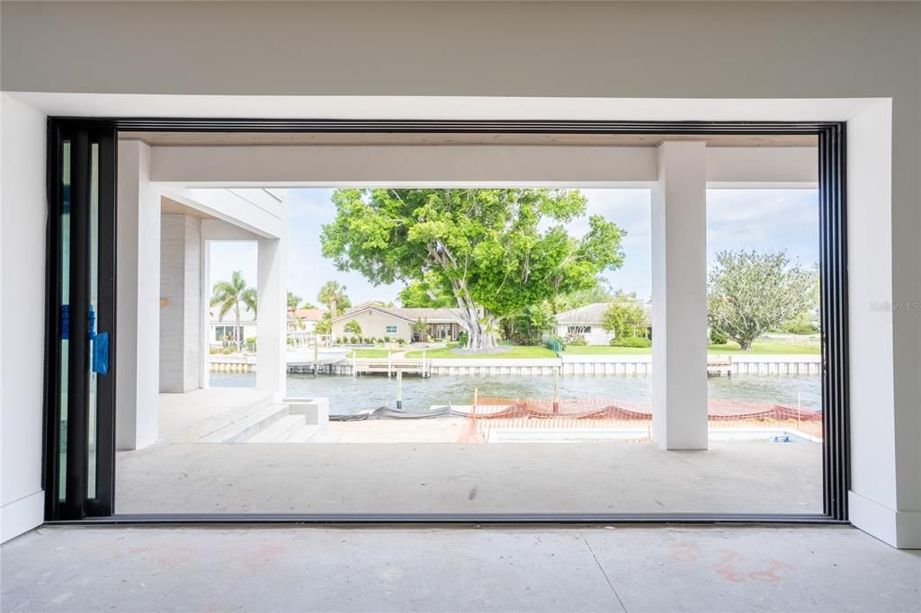 Active With Contract: $4,250,000 (5 beds, 5 baths, 4555 Square Feet)