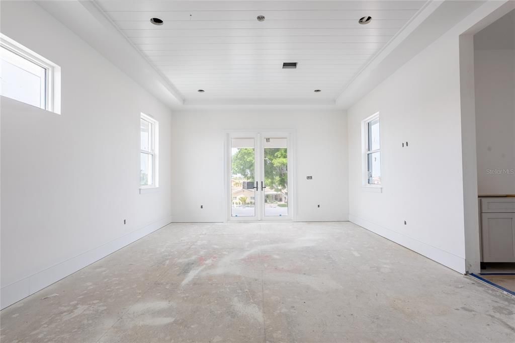 Active With Contract: $4,250,000 (5 beds, 5 baths, 4555 Square Feet)