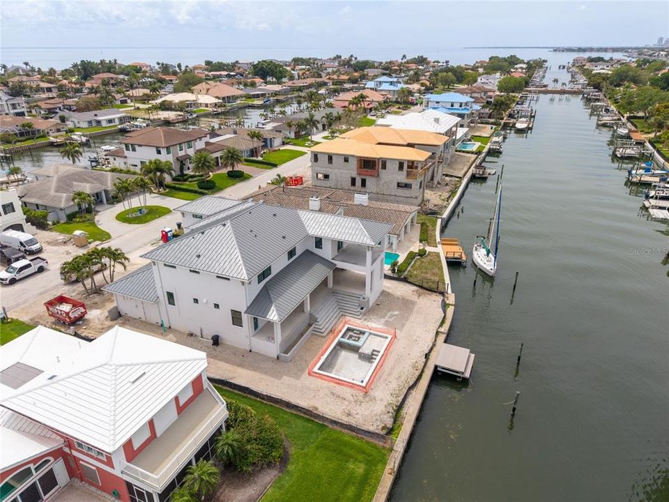 Active With Contract: $4,250,000 (5 beds, 5 baths, 4555 Square Feet)