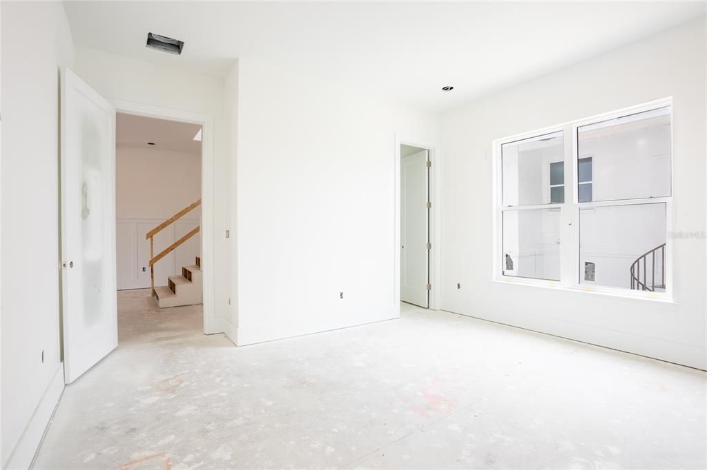 Active With Contract: $4,250,000 (5 beds, 5 baths, 4555 Square Feet)