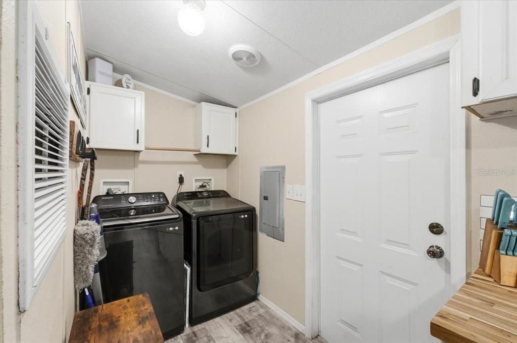 Activo con contrato: $230,000 (4 camas, 2 baños, 1440 Pies cuadrados)