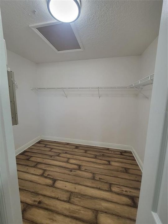 На продажу: $420,000 (4 спален, 2 ванн, 2010 Квадратных фут)