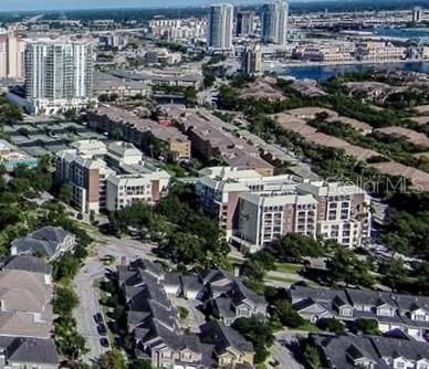 В аренду: $2,800 (2 спален, 1 ванн, 859 Квадратных фут)