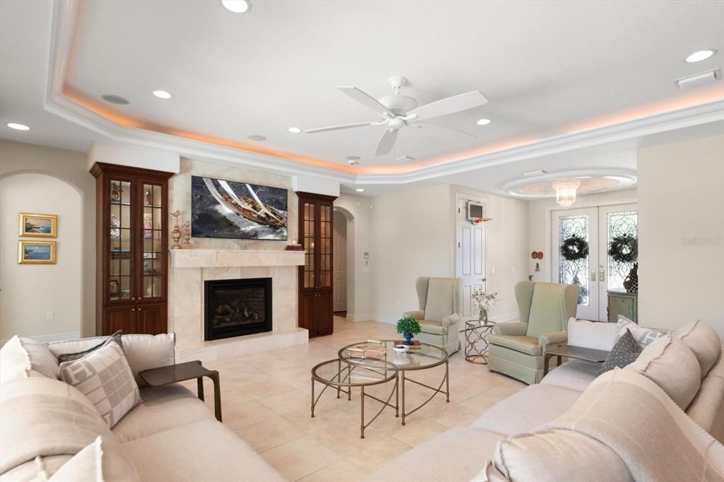 En Venta: $2,795,000 (5 camas, 6 baños, 5532 Pies cuadrados)