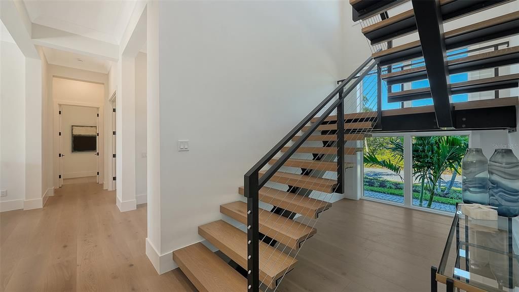 En Venta: $4,649,900 (5 camas, 4 baños, 4132 Pies cuadrados)