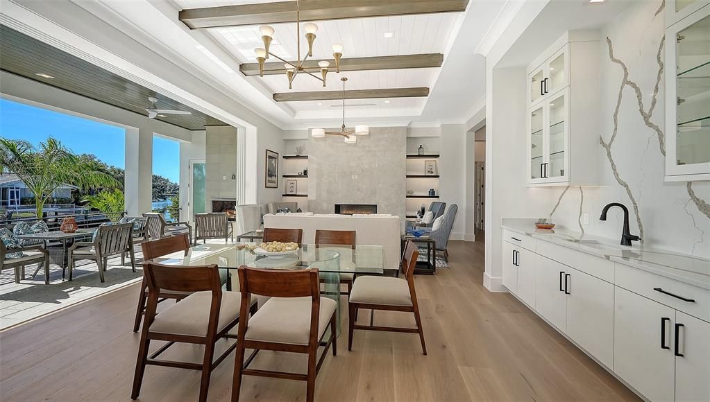 En Venta: $4,649,900 (5 camas, 4 baños, 4132 Pies cuadrados)