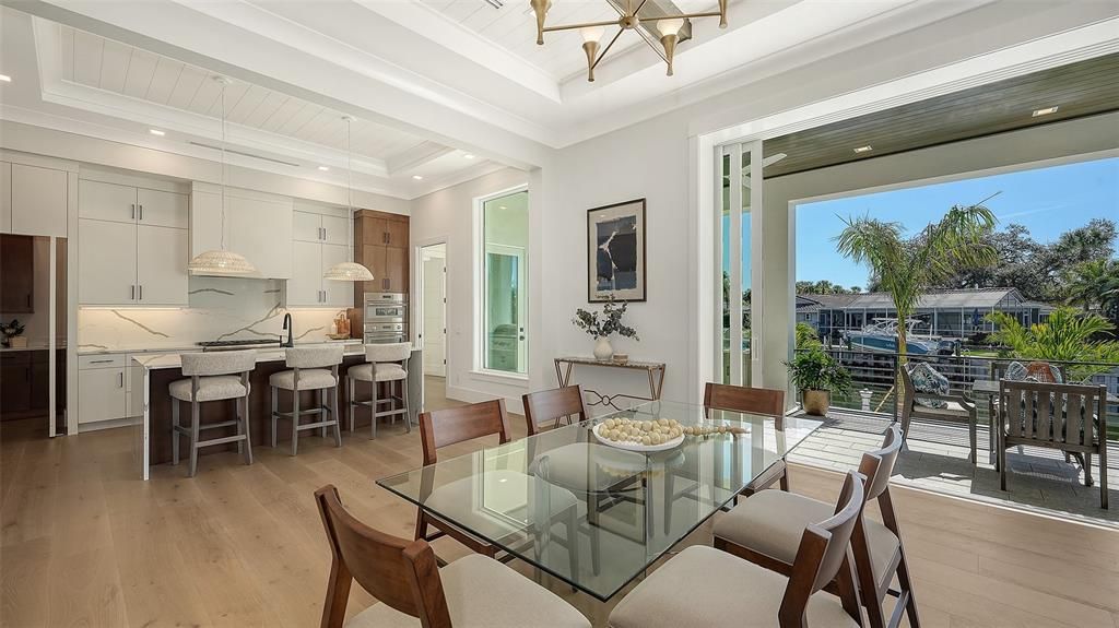 En Venta: $4,649,900 (5 camas, 4 baños, 4132 Pies cuadrados)