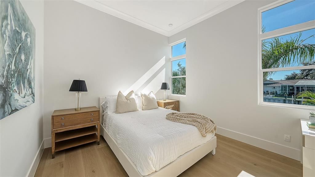 En Venta: $4,649,900 (5 camas, 4 baños, 4132 Pies cuadrados)