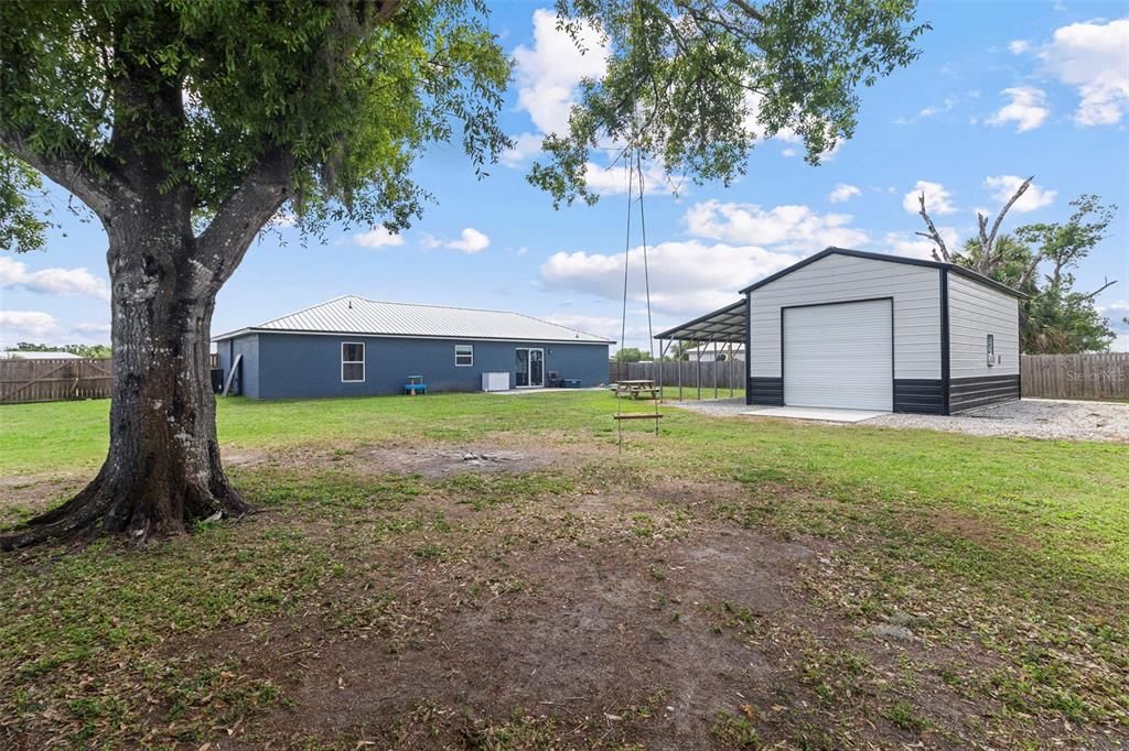 En Venta: $379,900 (4 camas, 2 baños, 1600 Pies cuadrados)