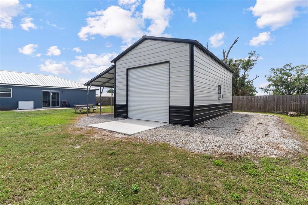En Venta: $379,900 (4 camas, 2 baños, 1600 Pies cuadrados)