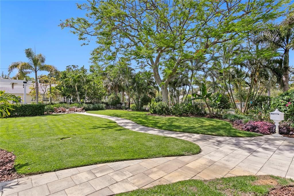 En Venta: $3,900,000 (5 camas, 5 baños, 4790 Pies cuadrados)