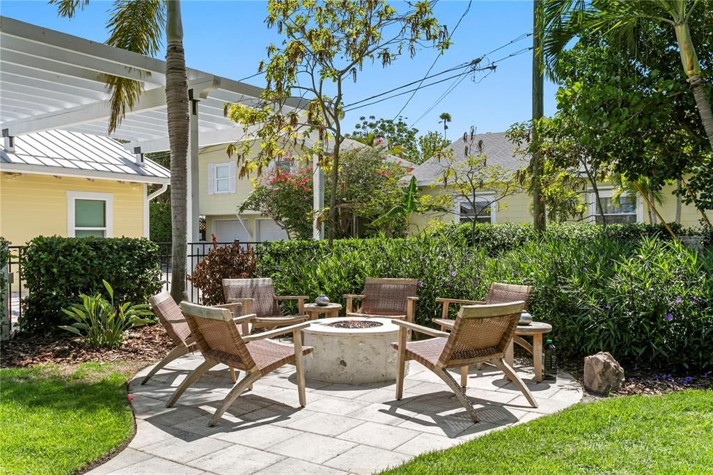En Venta: $3,900,000 (5 camas, 5 baños, 4790 Pies cuadrados)