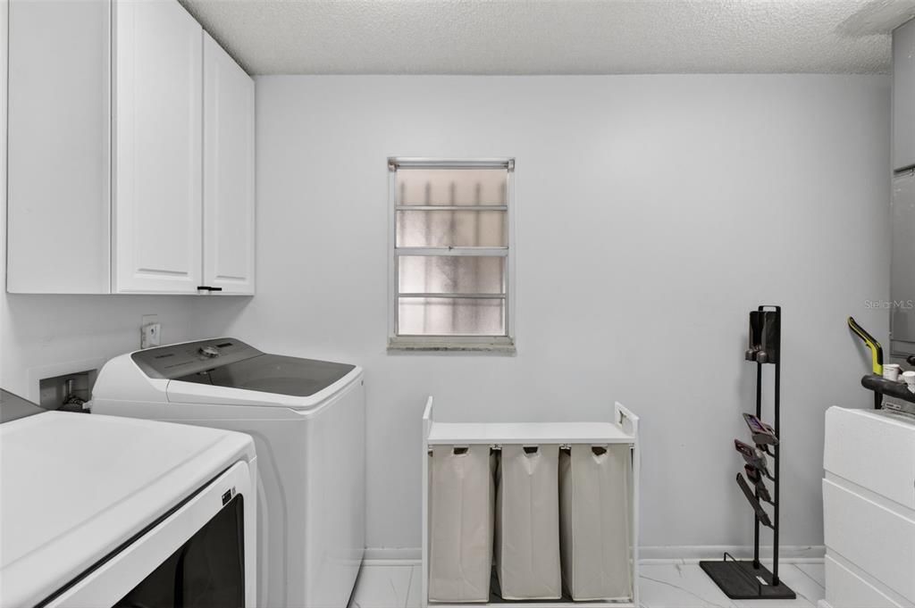 For Sale: $574,990 (4 beds, 2 baths, 2312 Square Feet)