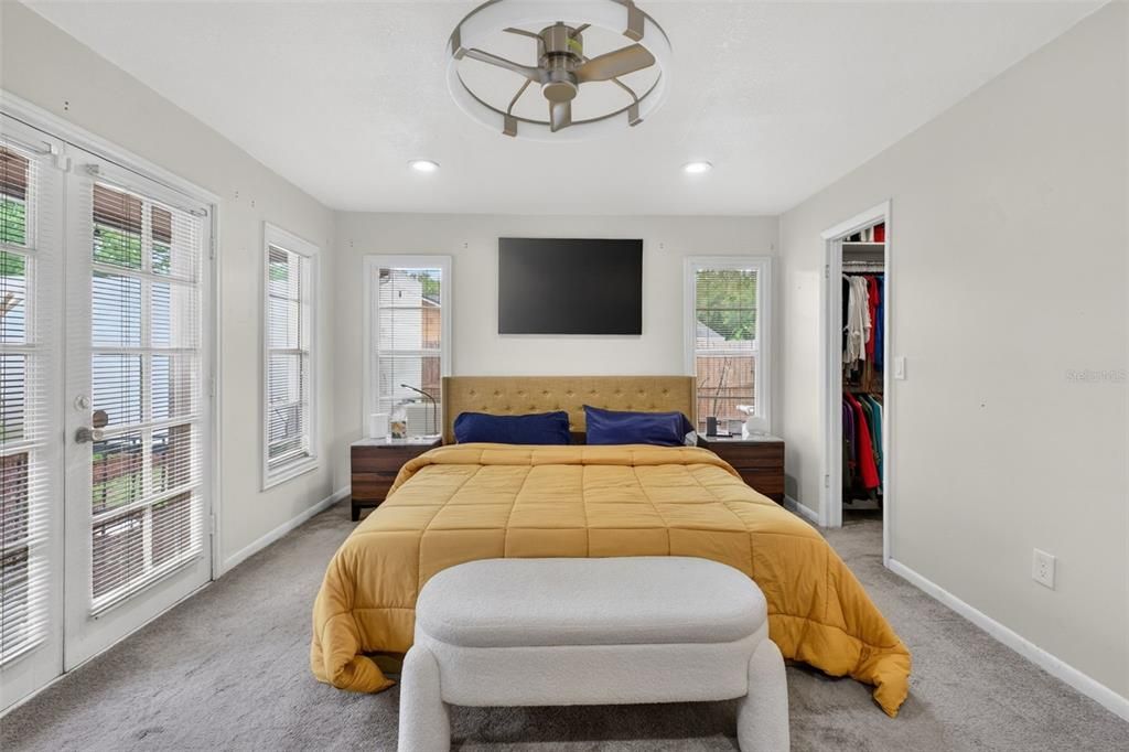 For Sale: $574,990 (4 beds, 2 baths, 2312 Square Feet)
