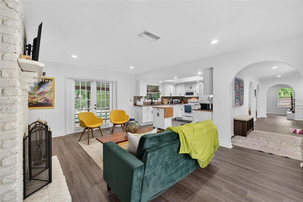 For Sale: $574,990 (4 beds, 2 baths, 2312 Square Feet)