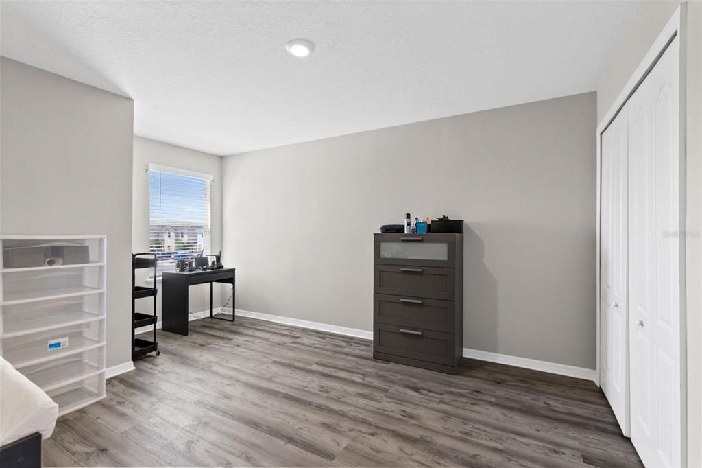 For Sale: $285,000 (3 beds, 2 baths, 1762 Square Feet)