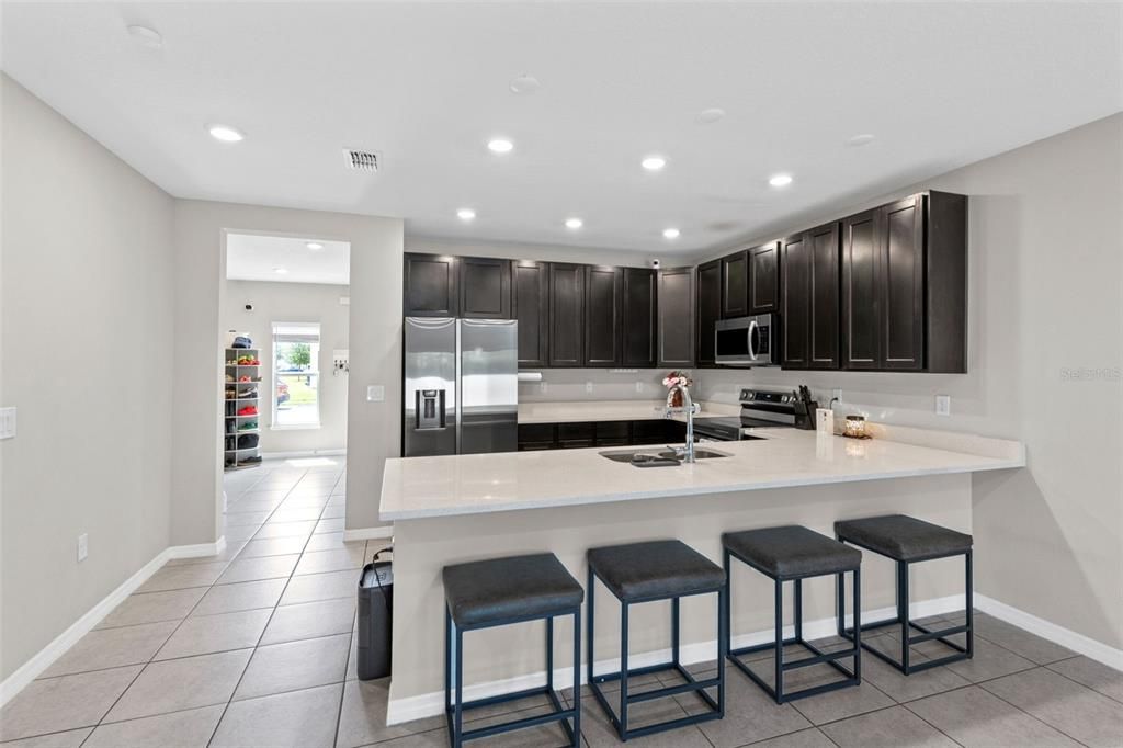 For Sale: $285,000 (3 beds, 2 baths, 1762 Square Feet)