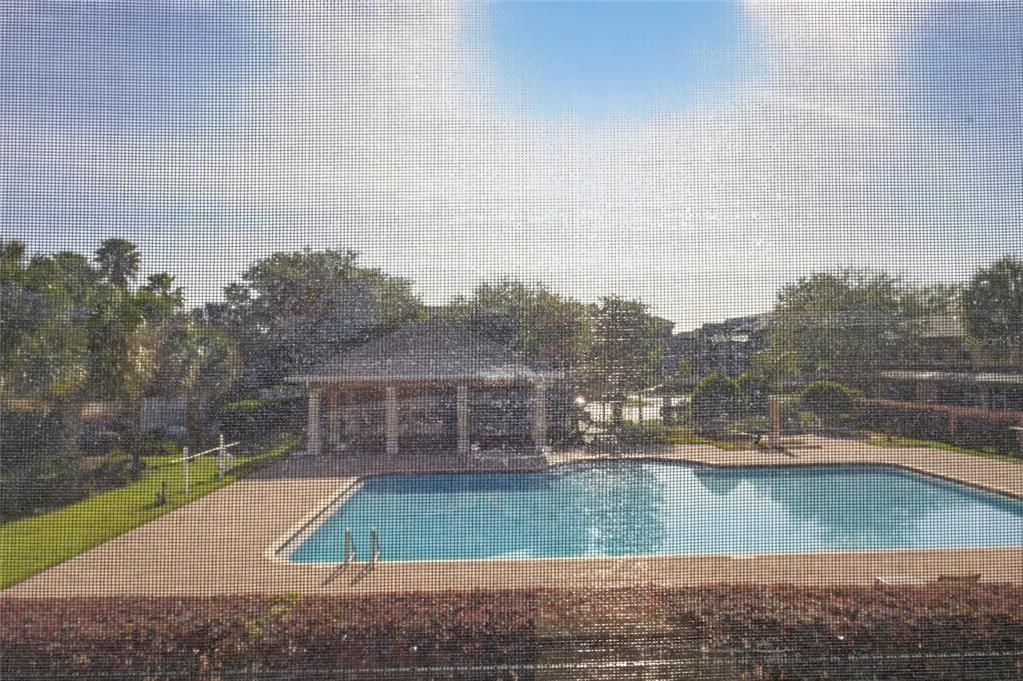 Active With Contract: $189,900 (2 beds, 2 baths, 1267 Square Feet)