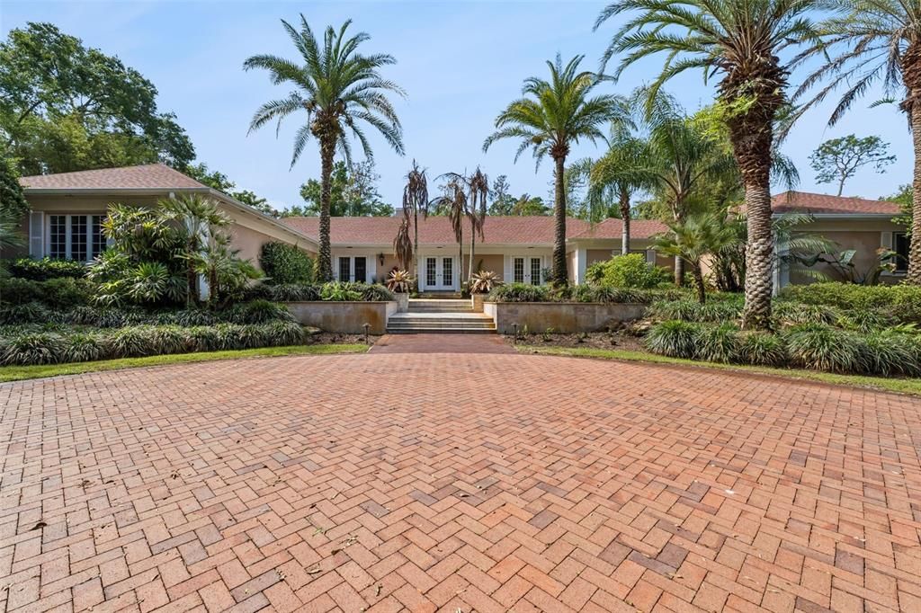 For Sale: $1,450,000 (3 beds, 3 baths, 3554 Square Feet)