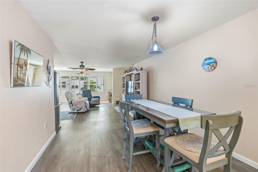En Venta: $100,000 (1 camas, 1 baños, 1055 Pies cuadrados)