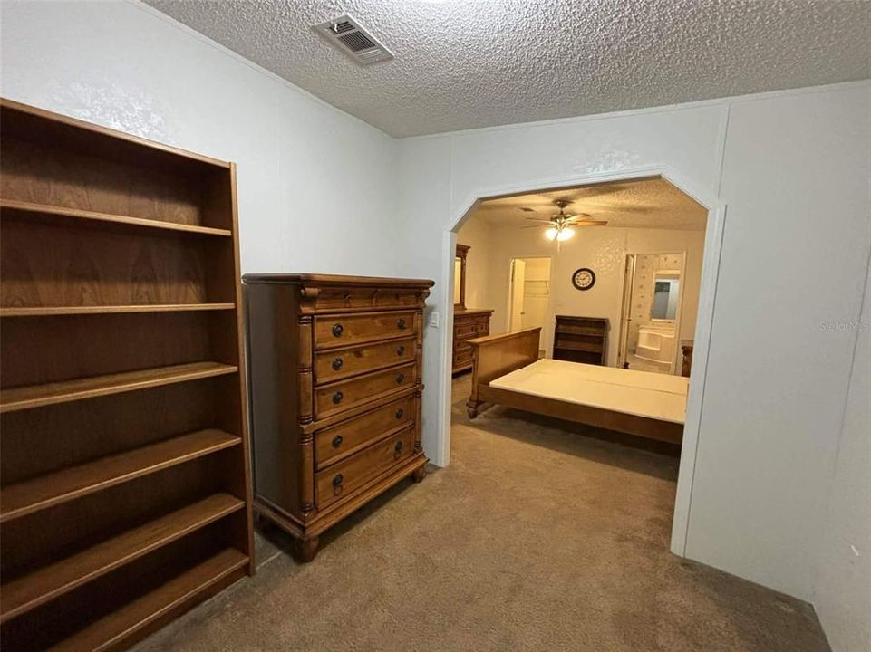 For Rent: $1,650 (3 beds, 2 baths, 1508 Square Feet)